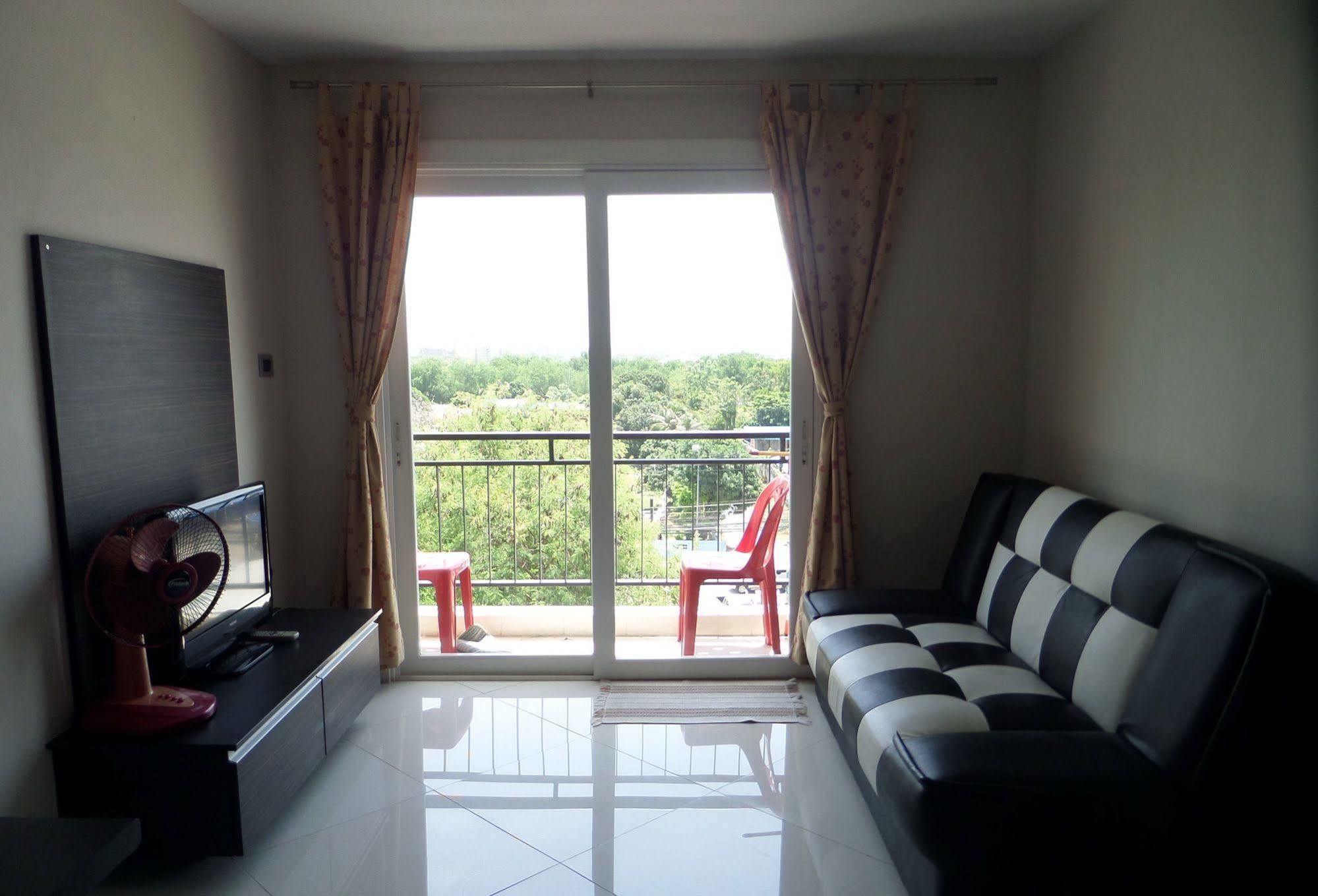 Park Lane Resort By West Joint Venture หาดจอมเทียน ภายนอก รูปภาพ