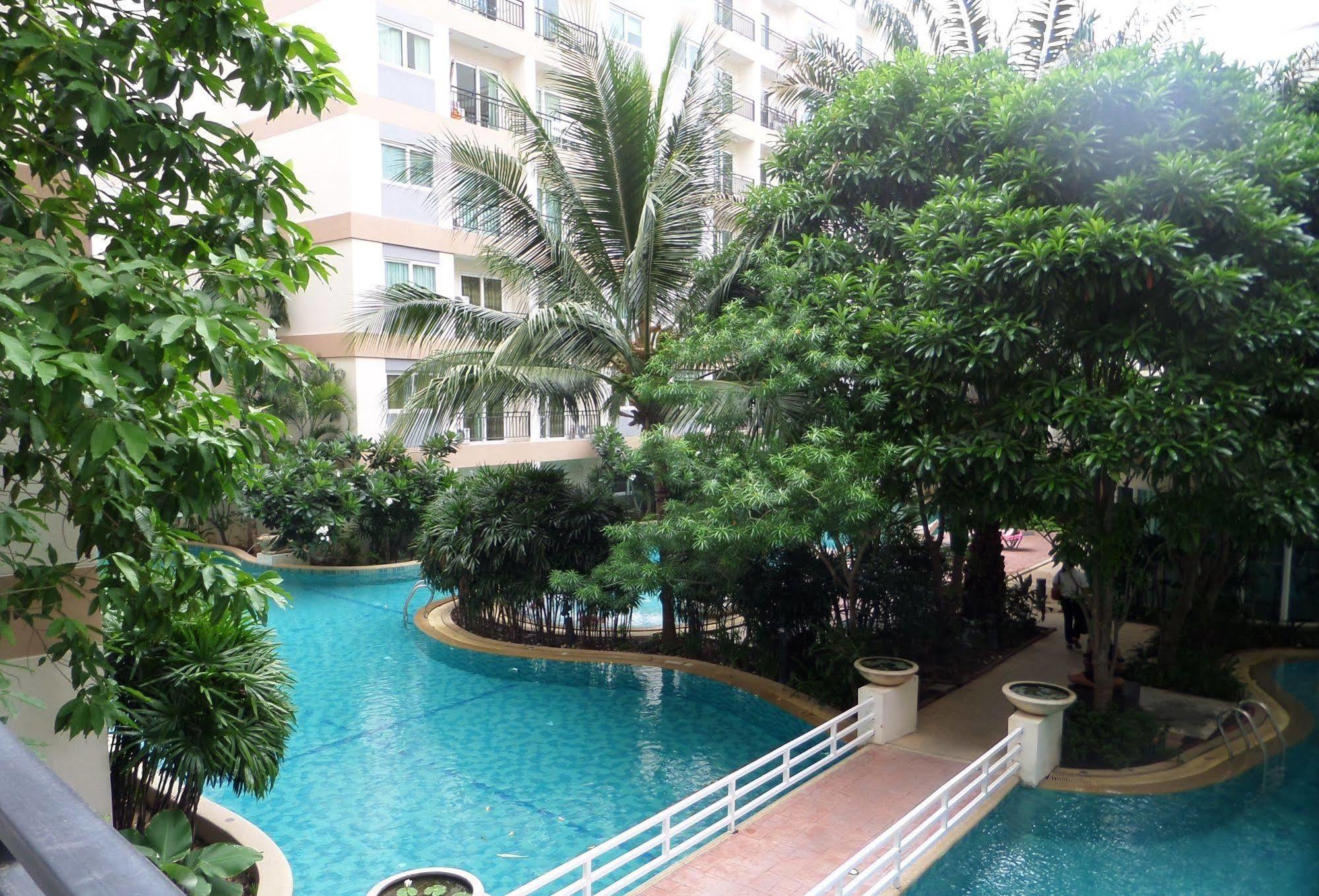 Park Lane Resort By West Joint Venture หาดจอมเทียน ภายนอก รูปภาพ